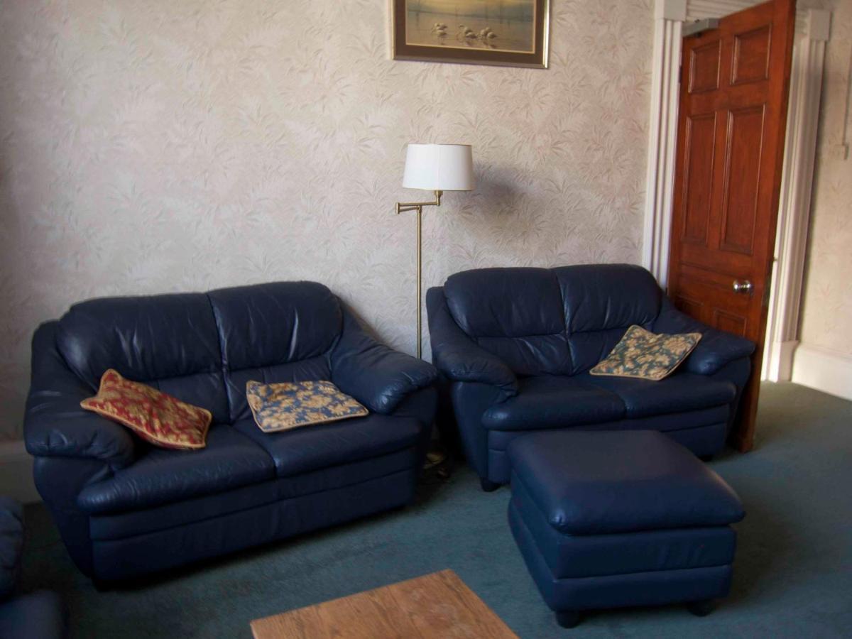 Grisnoir Guest House Saint Peter Port Extérieur photo